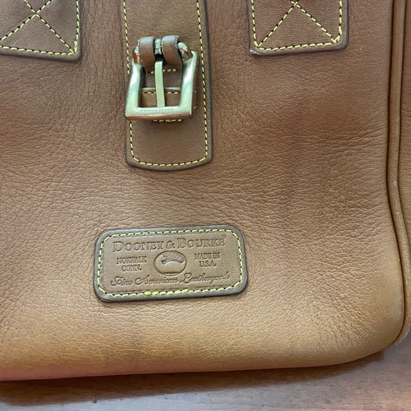 Dooney and Bourke - Picture 6 of 9
